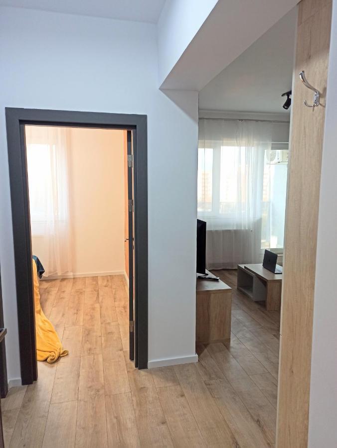 Stylish, Modern 2 Flat With Panoramic View, Near Presidential Palace Appartamento